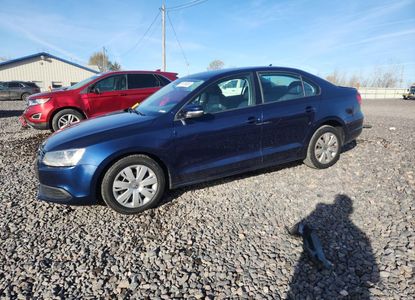 Vehicle Report for VIN 3VWD17AJ6EM423021 - Image 1