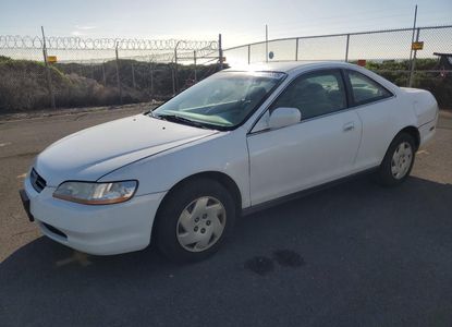 ავტომობილის ანგარიში VIN 1HGCG2240YA007025 -ისთვის - სურათი 1