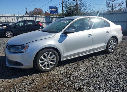 Vehicle Report for VIN 3VWD17AJ3EM331073 - Image 1