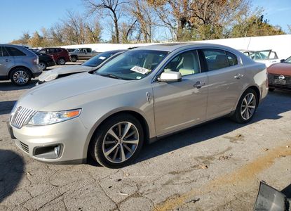 Informe del vehículo para VIN 1LNHM93R89G612209 - Imagen 1