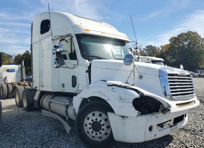 Vehicle Report for VIN 1FUJA6AS43LK48722 - Image 1