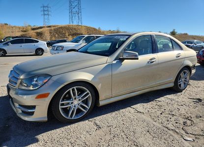 Rapport sur le véhicule pour VIN WDDGF8BB7CA697469 - Image 1