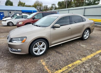 Informe del vehículo para VIN 1VWCV7A31FC067761 - Imagen 1