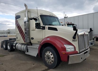 Vehicle Report for VIN 1XKZD48X0KJ219997 - Image 1