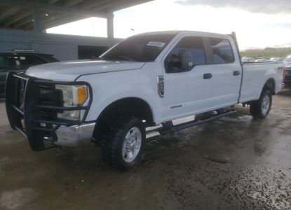 Vehicle Report for VIN 1FT7W2BT6JEB81710 - Image 1