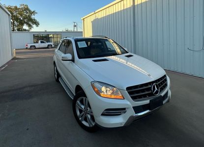 Vehicle Report for VIN 4JGDA2EB5DA223148 - Image 1