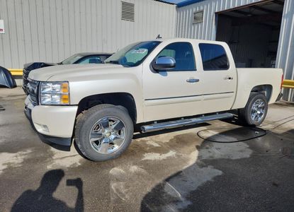 Звіт про транспортний засіб для VIN 3GCPCSE05BG317846 – зображення 1