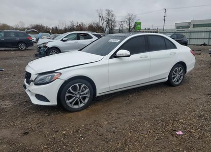 Fahrzeugbericht für VIN 55SWF4KB4FU087702 – Bild 1