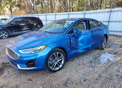 Fahrzeugbericht für VIN 3FA6P0CD3KR282261 – Bild 1