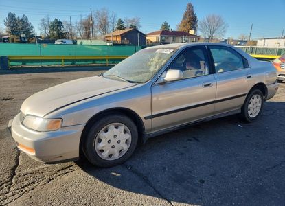 Vehicle Report for VIN 1HGCD5636TA261603 - Image 1