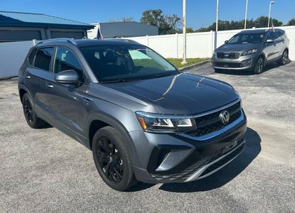 Vehicle Report for VIN 3VVLX7B2XNM078694 - Image 1