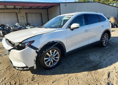 Vehicle Report for VIN JM3TCBCY3J0229654 - Image 1