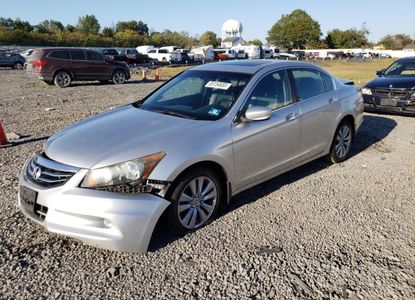 ავტომობილის ანგარიში VIN 1HGCP3F85BA017110 -ისთვის - სურათი 1