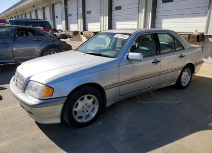 Vehicle Report for VIN WDBHA29G9YA856705 - Image 1