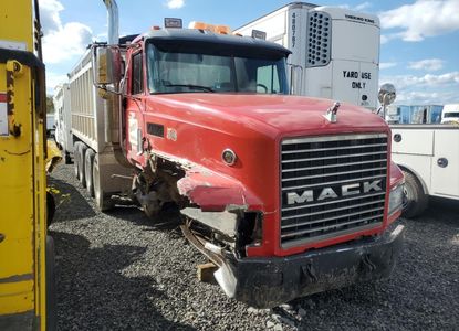 Отчет о транспортном средстве для VIN 1M2AD09C0VW004703 - изображение 1