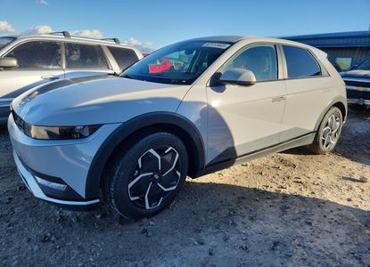 Vehicle Report for VIN KM8KMDAF0NU105642 - Image 1