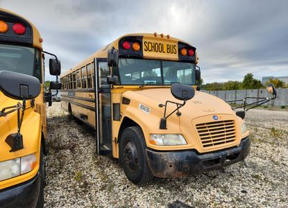 Raport vehicul pentru VIN 1BAKGCPA0CF287324 - Imaginea 1