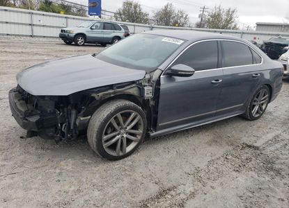 Vehicle Report for VIN 1VWDT7A34HC036176 - Image 1