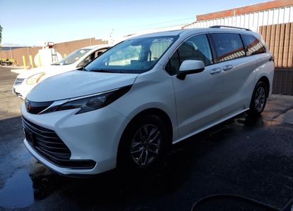 ავტომობილის ანგარიში VIN 5TDBRKEC0RS211402 -ისთვის - სურათი 1