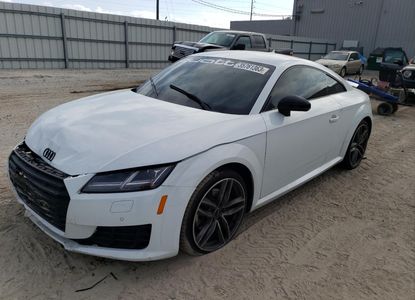 تقرير المركبة لـ VIN TRUC5AFVXH1024244 - الصورة 1