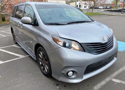 Rapport sur le véhicule pour VIN 5TDDZ3DC0HS152995 - Image 1