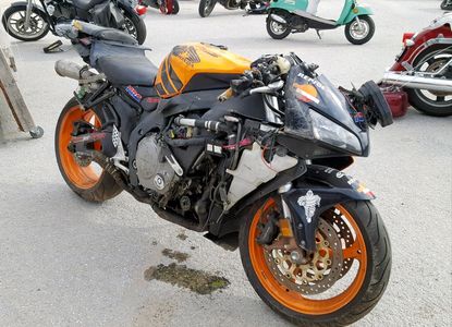 Raport vehicul pentru - Imaginea 1