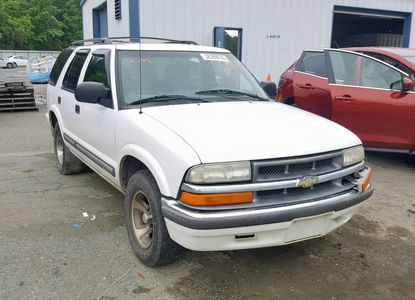 Vehicle Report for VIN 1GNCS13W0Y2367579 - Image 1