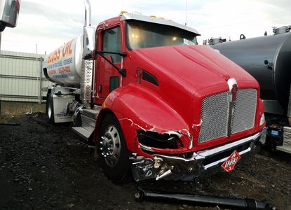 تقرير المركبة لـ VIN 2NKHHJ7X2MM443651 - الصورة 1