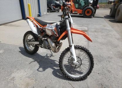 Raport pojazdu dla VIN VBKXWM237EM337372 - Obraz 1