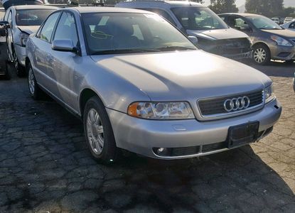 تقرير المركبة لـ VIN WAUAC68D01A110366 - الصورة 1