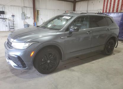 Vehicle Report for VIN 3VV8B7AX8NM164930 - Image 1