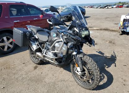 Rapport sur le véhicule pour VIN WB10M130XM6D75287 - Image 1