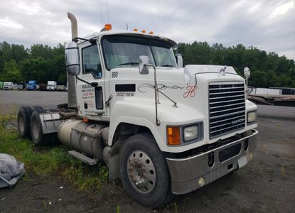 Звіт про транспортний засіб для VIN 1M1AN07Y69N005172 – зображення 1