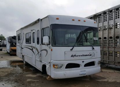 Fahrzeugbericht für VIN 5B4KP57GX33358302 – Bild 1