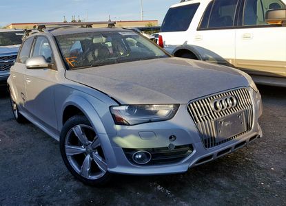 Raport vehicul pentru VIN WA1UFAFLXFA117668 - Imaginea 1