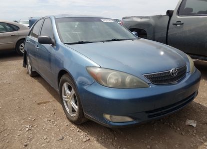 Informe del vehículo para VIN 4T1BA30KX4U022266 - Imagen 1