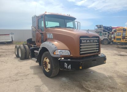 Raport pojazdu dla VIN 1M2AX16C0HM037847 - Obraz 1