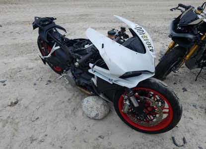 تقرير المركبة لـ VIN ZDM14B1W3JB008160 - الصورة 1