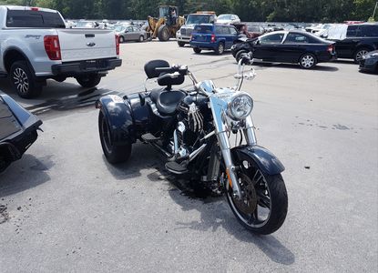 تقرير المركبة لـ VIN 1HD1MCM14GB858436 - الصورة 1