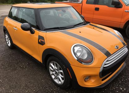 Rapport sur le véhicule pour VIN WMWXM5C50ET934184 - Image 1