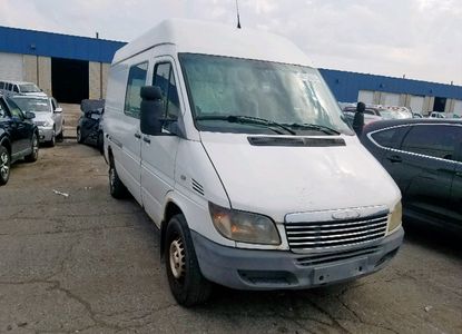 Raport vehicul pentru VIN WD2PD644045636329 - Imaginea 1