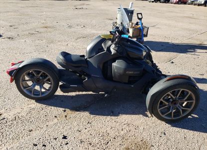 Raport vehicul pentru VIN 3JB2FEF4XPJ000274 - Imaginea 1