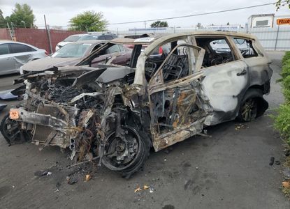 Vehicle Report for VIN 5N1AL0MN9EC543222 - Image 1