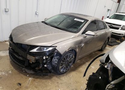 Vehicle Report for VIN 3LN6L2G9XGR615694 - Image 1