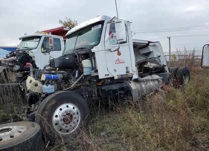 Informe del vehículo para VIN 3AKJGND12MDMR9227 - Imagen 1