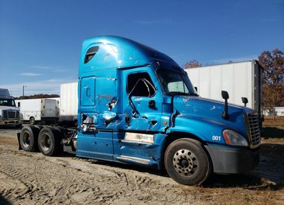 Vehicle Report for VIN 1FUJGLD50GLHC7047 - Image 1