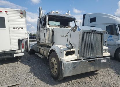 Raport pojazdu dla VIN 2WKEDDCJ6YK965575 - Obraz 1