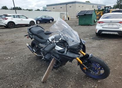 Fahrzeugbericht für VIN JYARN74E5NA001035 – Bild 1