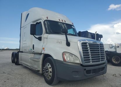 تقرير المركبة لـ VIN 3AKJGLDR0GSGP8590 - الصورة 1