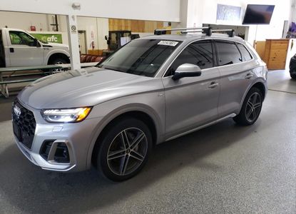 Raport pojazdu dla VIN WA1F2BFY0N2084081 - Obraz 1